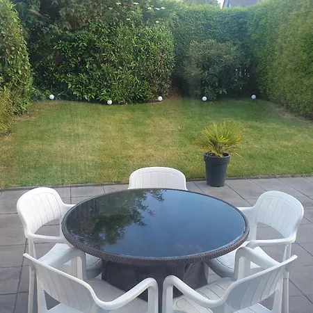 Luxusferienhaus, Stylisch, Modern, Schick Mit Garten, Kamin Und 2 Schlafzimmern, 3 Wc * Lubeca
