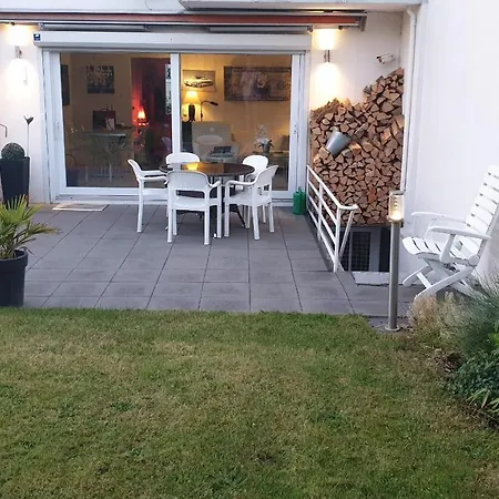 Luxusferienhaus, Stylisch, Modern, Schick Mit Garten, Kamin Und 2 Schlafzimmern, 3 Wc Lubeca