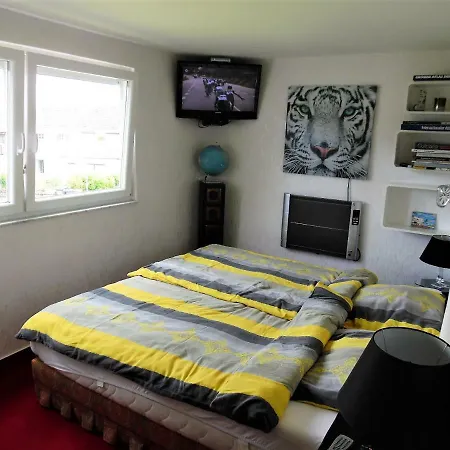 Luxusferienhaus, Stylisch, Modern, Schick Mit Garten, Kamin Und 2 Schlafzimmern, 3 Wc Сasa de vacaciones